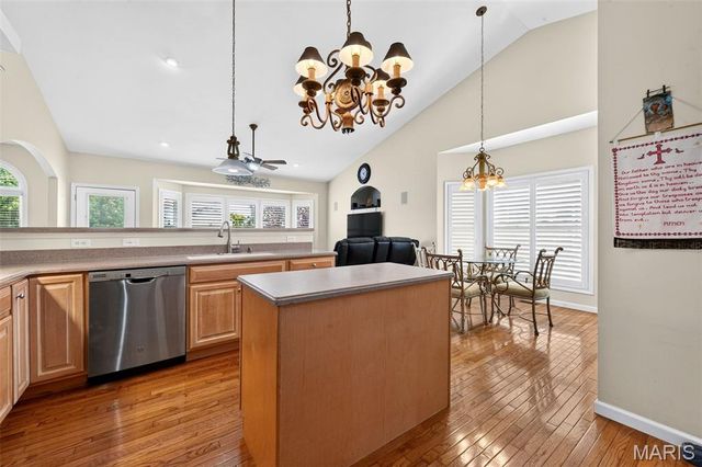 4425 Millcroft Drive, St Charles, MO 63304