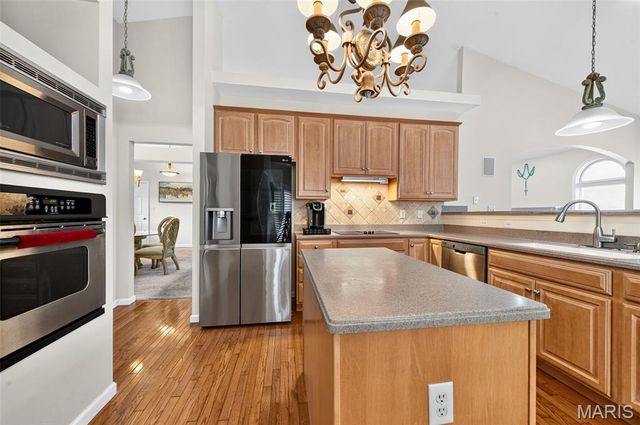 4425 Millcroft Drive, St Charles, MO 63304