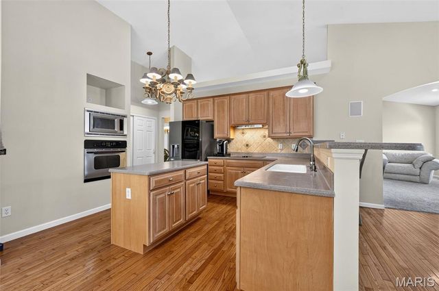 4425 Millcroft Drive, St Charles, MO 63304