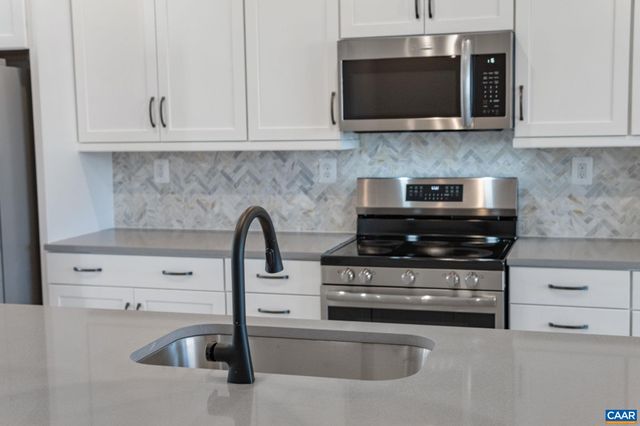 107 PARK RIDGE DR, Crozet, VA 22932