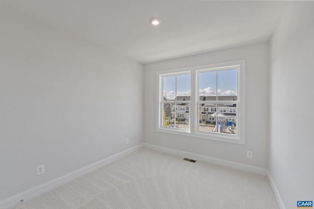 107 PARK RIDGE DR, Crozet, VA 22932