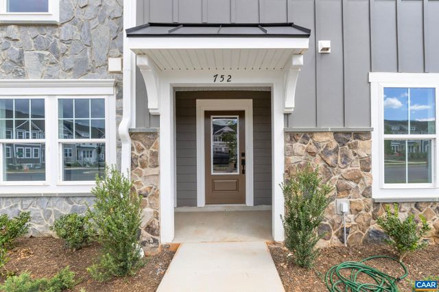 107 PARK RIDGE DR, Crozet, VA 22932