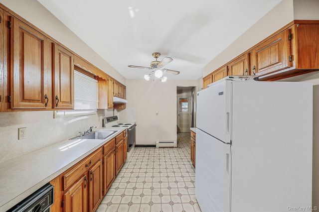 2 Roberts Avenue, Mastic Beach, NY 11951