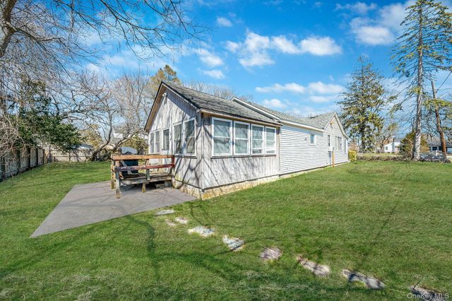 2 Roberts Avenue, Mastic Beach, NY 11951