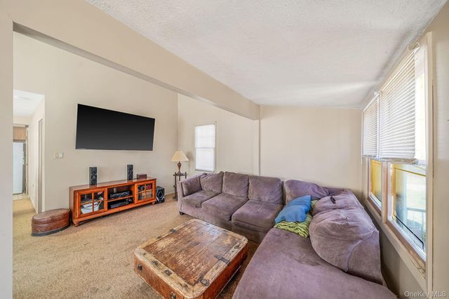 2 Roberts Avenue, Mastic Beach, NY 11951