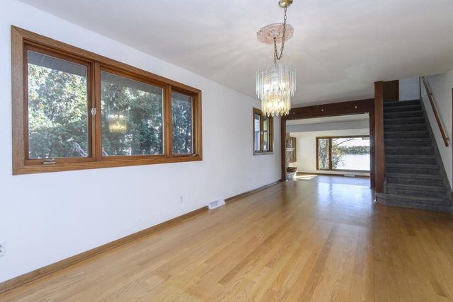 W969 Miramar DRIVE, East Troy, WI 53120