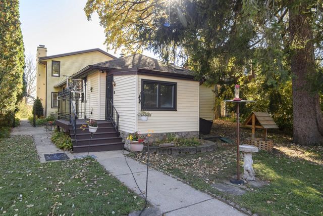 W969 Miramar DRIVE, East Troy, WI 53120