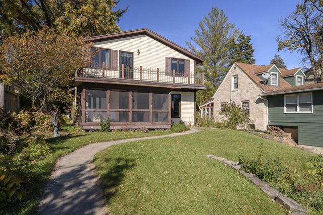 W969 Miramar DRIVE, East Troy, WI 53120