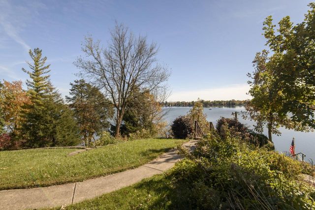 W969 Miramar DRIVE, East Troy, WI 53120