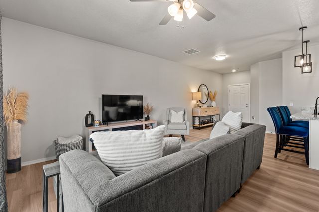 270 NW Greenwood Place, Waukee, IA 50263