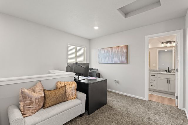 270 NW Greenwood Place, Waukee, IA 50263