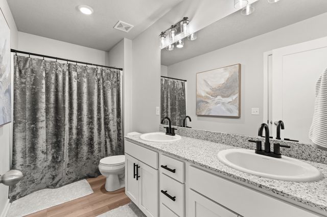 270 NW Greenwood Place, Waukee, IA 50263