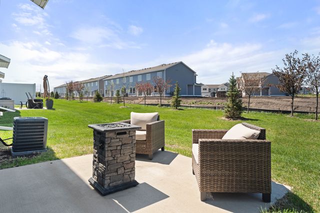 270 NW Greenwood Place, Waukee, IA 50263