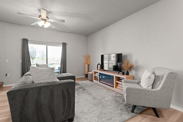 270 NW Greenwood Place, Waukee, IA 50263