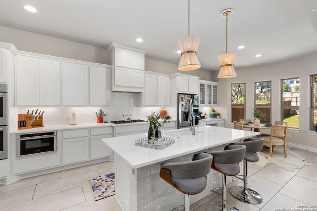 18323 Powder Mill, San Antonio, TX 78257