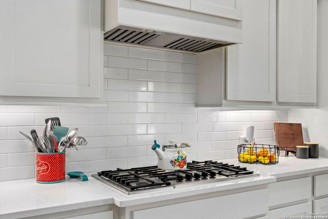 18323 Powder Mill, San Antonio, TX 78257