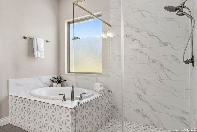 18323 Powder Mill, San Antonio, TX 78257