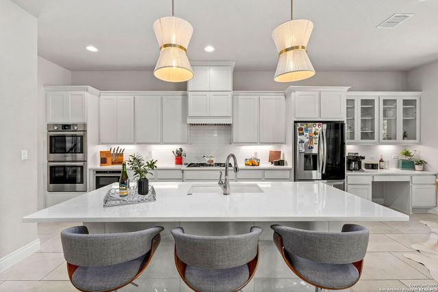 18323 Powder Mill, San Antonio, TX 78257