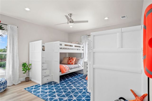 518 Aransas Channel, Port Aransas, TX 78373