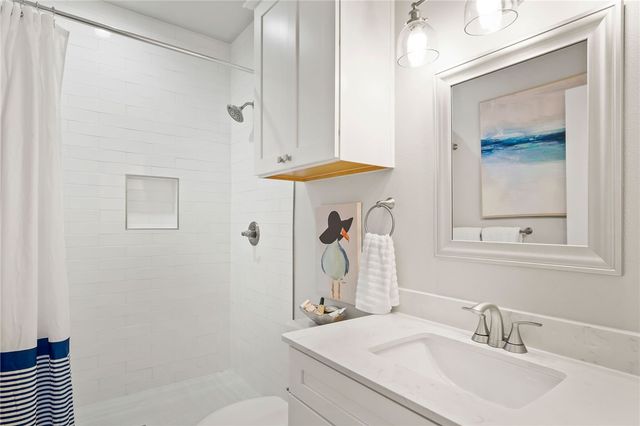 518 Aransas Channel, Port Aransas, TX 78373