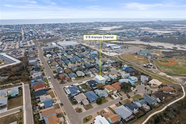 518 Aransas Channel, Port Aransas, TX 78373