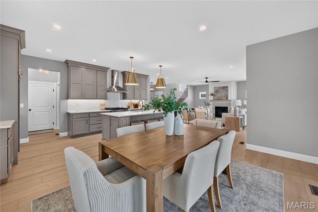 8737 Magdalen Avenue, St Louis, MO 63144