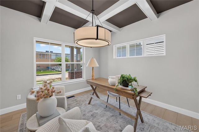 8737 Magdalen Avenue, St Louis, MO 63144