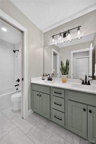 8737 Magdalen Avenue, St Louis, MO 63144
