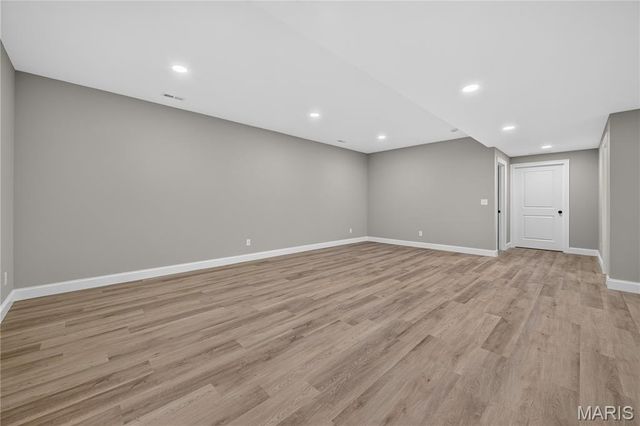 8737 Magdalen Avenue, St Louis, MO 63144