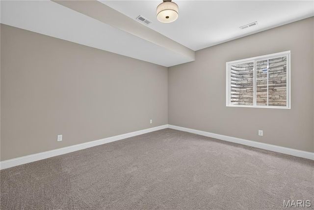 8737 Magdalen Avenue, St Louis, MO 63144