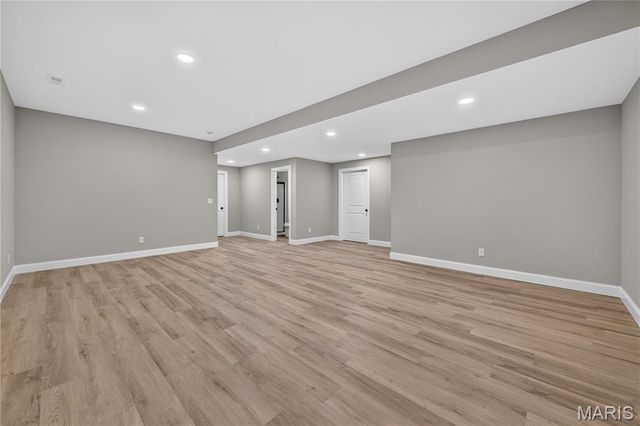 8737 Magdalen Avenue, St Louis, MO 63144