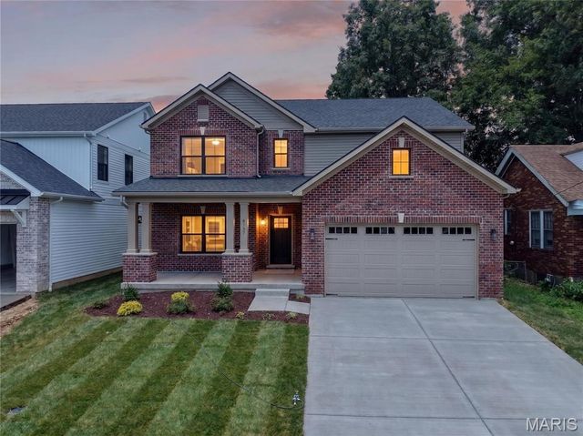 8737 Magdalen Avenue, St Louis, MO 63144