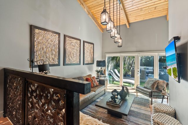 228 NE 16th Terrace, Fort Lauderdale, FL 33301