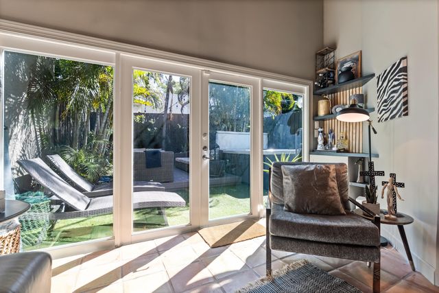 228 NE 16th Terrace, Fort Lauderdale, FL 33301