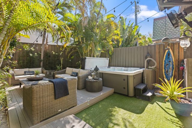 228 NE 16th Terrace, Fort Lauderdale, FL 33301