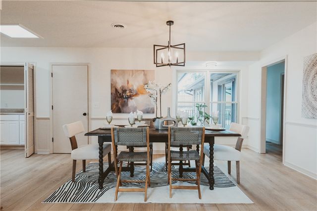 916 S 25th Place, Rogers, AR 72758