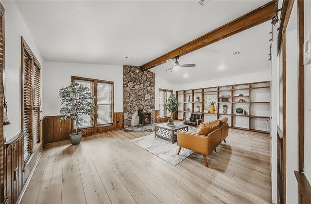 916 S 25th Place, Rogers, AR 72758