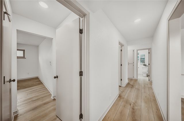 916 S 25th Place, Rogers, AR 72758