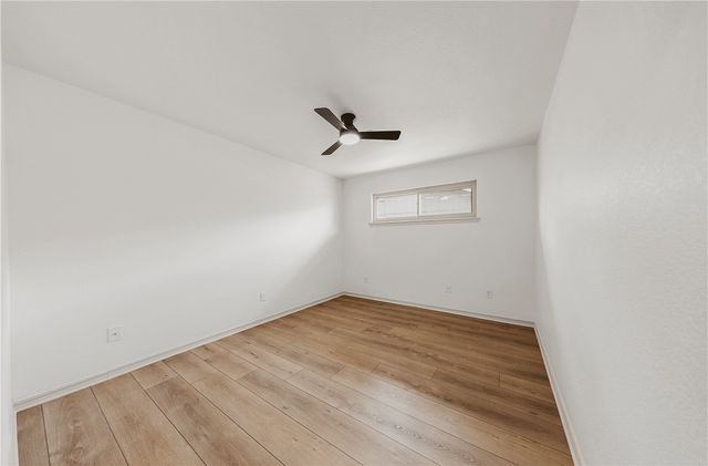 916 S 25th Place, Rogers, AR 72758