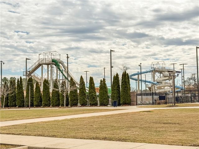 916 S 25th Place, Rogers, AR 72758