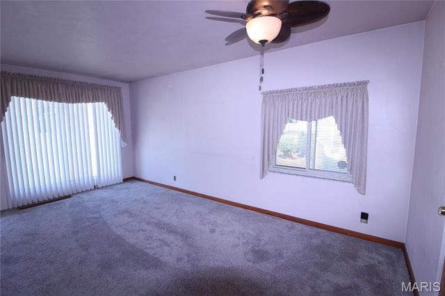 2324 Birch Drive, St Louis, MO 63125