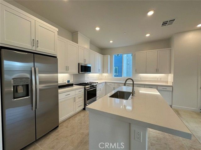 206 Sash, Irvine, CA 92618