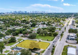 8901 NW 22nd Ave, Miami, FL 33147