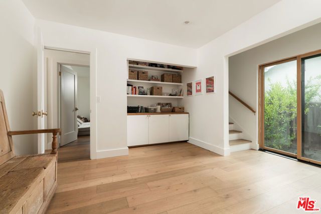 947 Palermo Drive, Santa Barbara, CA 93105