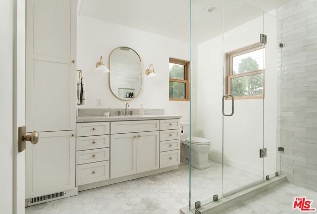 947 Palermo Drive, Santa Barbara, CA 93105