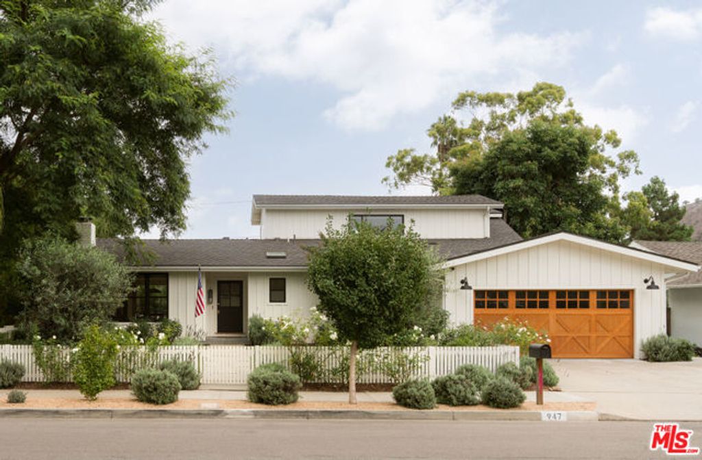 947 Palermo Drive, Santa Barbara, CA 93105