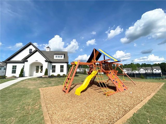 402 Auburn Valley Way, Auburn, GA 30011