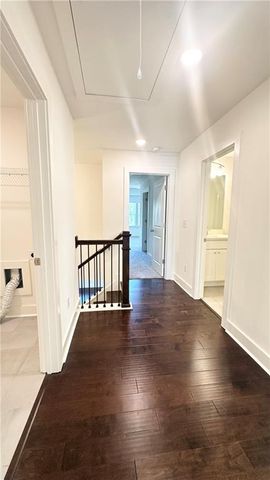 402 Auburn Valley Way, Auburn, GA 30011