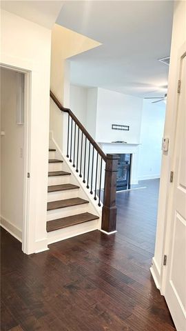 402 Auburn Valley Way, Auburn, GA 30011