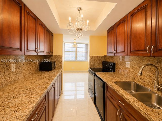 251 174th St 706, Sunny Isles Beach, FL 33160